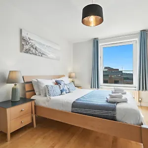 Apartments: Park Avenue Apartment Belfast