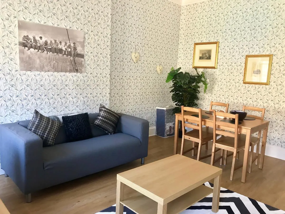 233 Leith Apartment Edinburgh